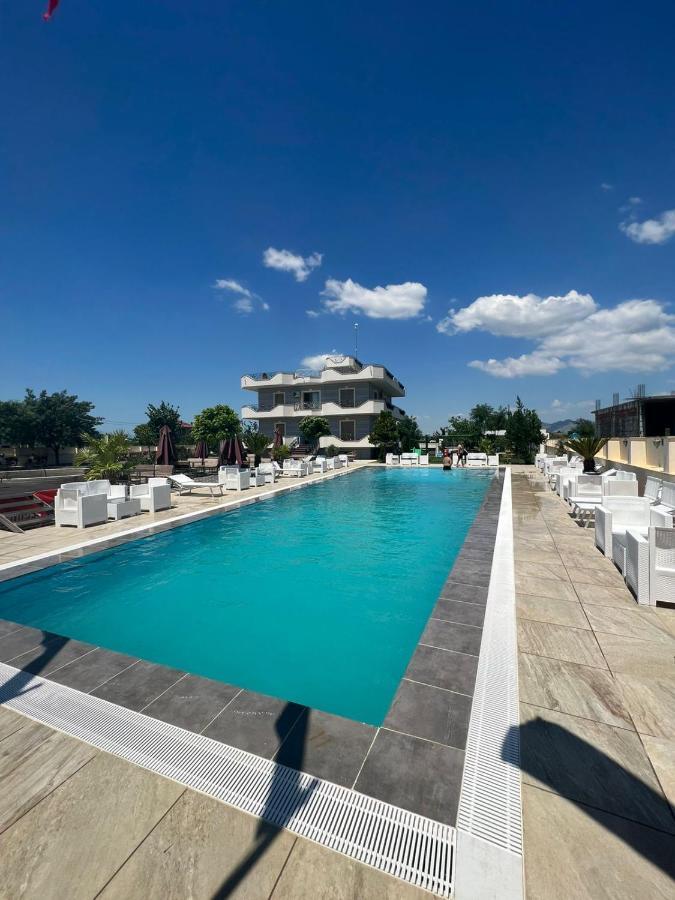 Union Villa Szkodra Zewnętrze zdjęcie